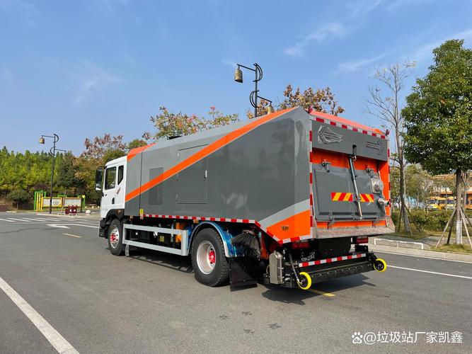 湖北程力扫地车价格参考道路清扫车多少钱一辆