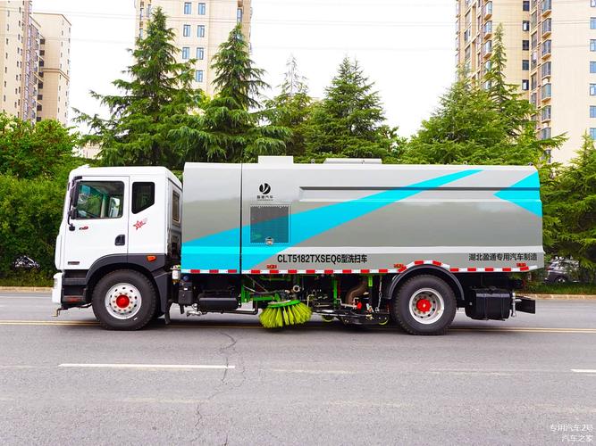 东风多利卡d9清扫车,高速公路道路清扫车