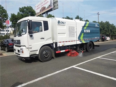 国六8吨洗扫车,道路清扫车,进出口洗扫车